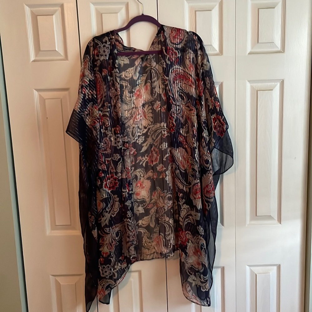 NWOT coverup kimono